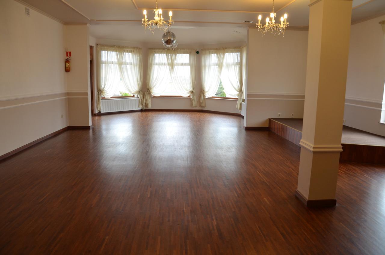 Hotel Regina Radom Extérieur photo